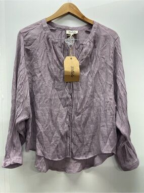 Listicle‎ Lavender Button-Front Long Sleeve Blouse
